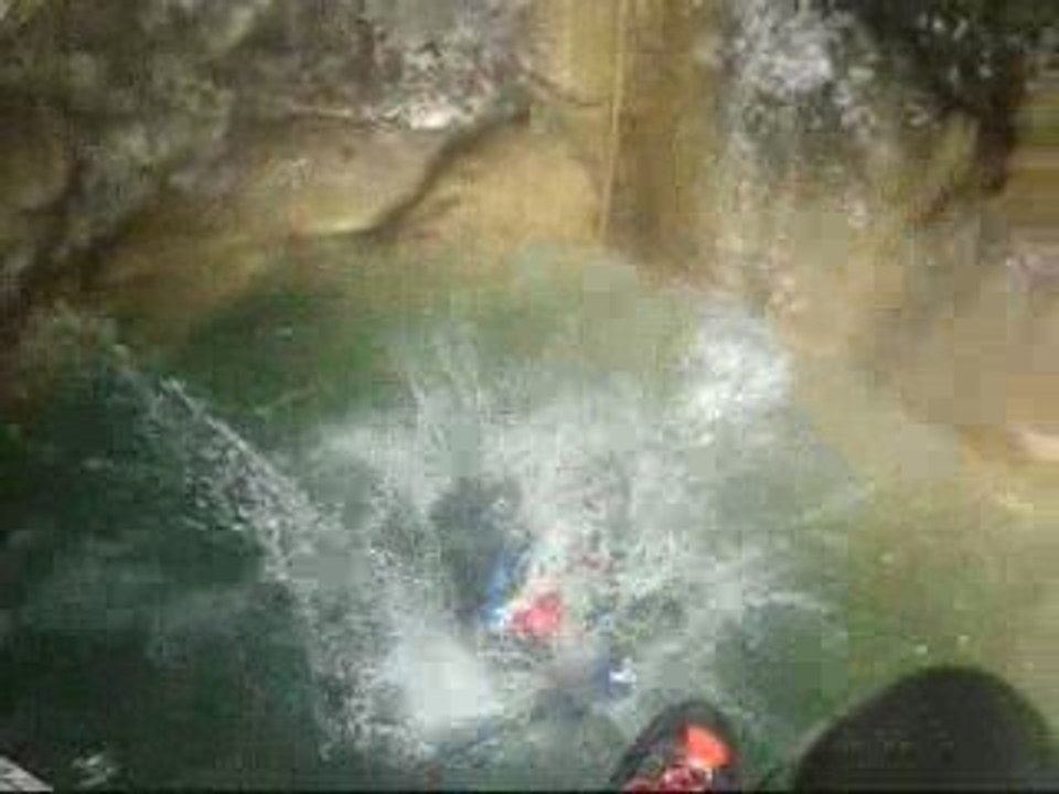 CANYONING LAS CANALS COMELLA PYRENEES CATALUNYA
