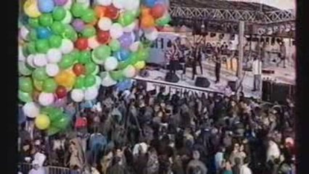 Alma Ritano "La Bamba" au téléthon (1993).