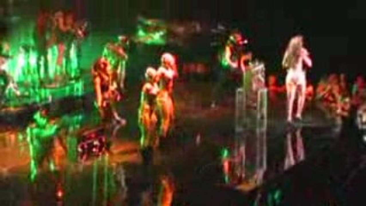 Beyoncé - Radio Live