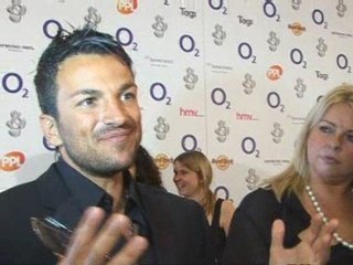 Peter Andre pays tribute to Michael Jackson