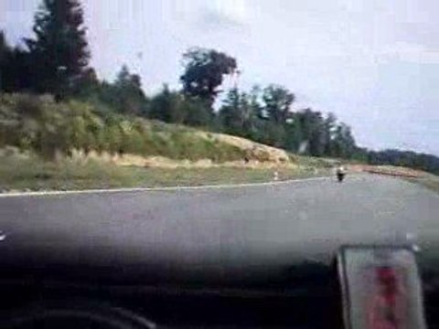 moto sur circuit de chenevieres le 5.7.09