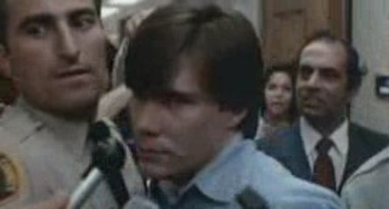 10 to Midnight (Theatrical Trailer)