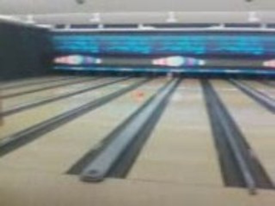 moi o bouling ki fè un spare mdr