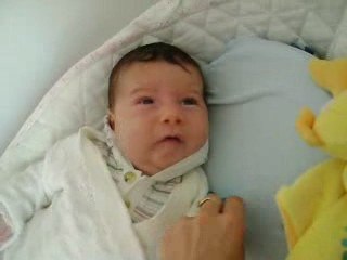 sohan qui commence a avoir faim...1mois