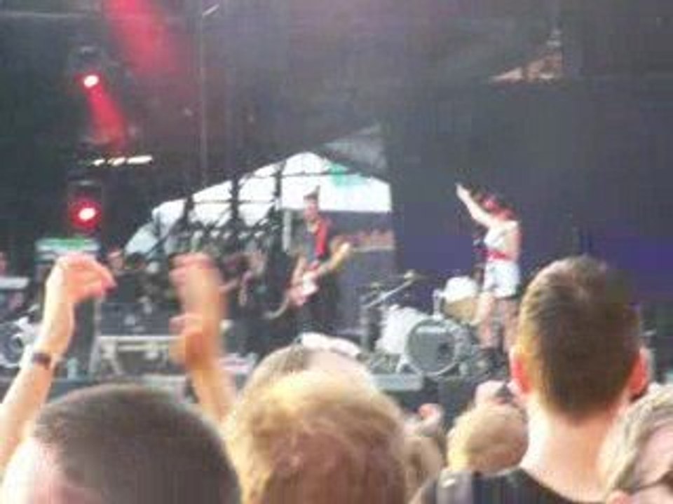 The Ting Tings Main Square 2009