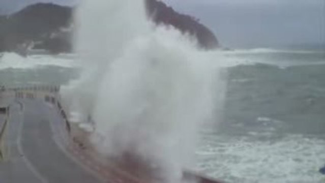 San Sebastián - Waves 2009-01