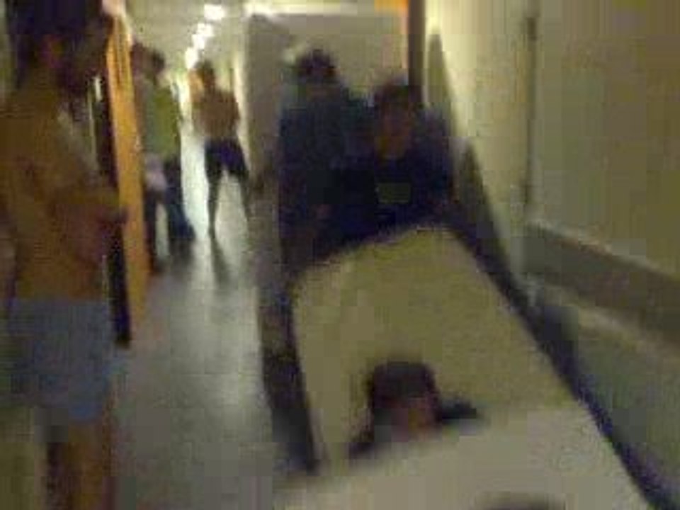 DOMINO MATELAS AU LYCEE