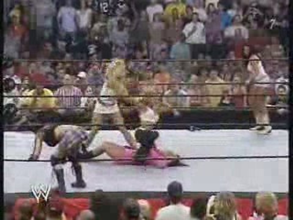 September_12_-_Trish_comesback_Ashley