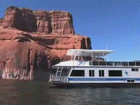 2.5billlion US doller turn over per year