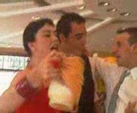 Mi prima es loca , por eso es mi prima