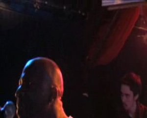 La lumière devient obscure