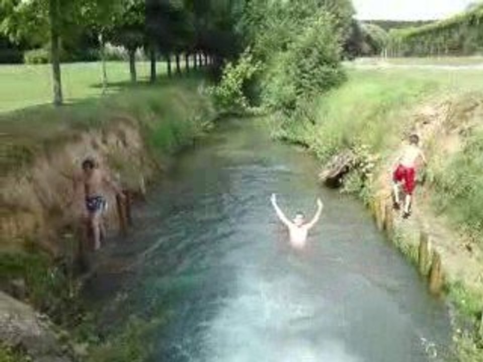 LES  fou de la cascade