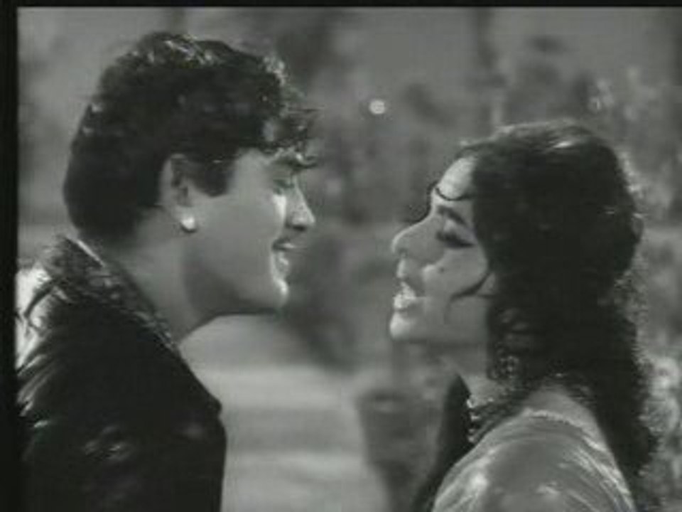 ham jahaan hain wo makaam (Husn aur ishq)