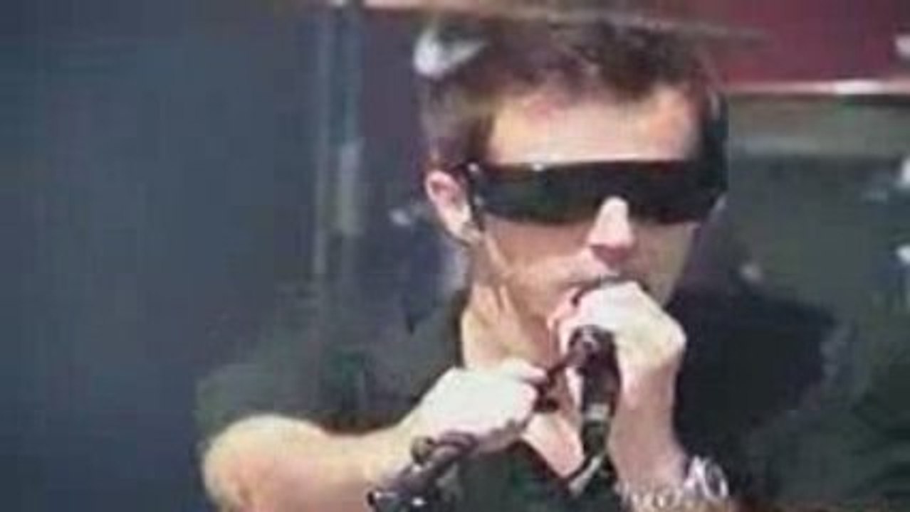 GHINZU COLD LOVE @ ARRAS MAIN SQUARE FESTIVAL  2009