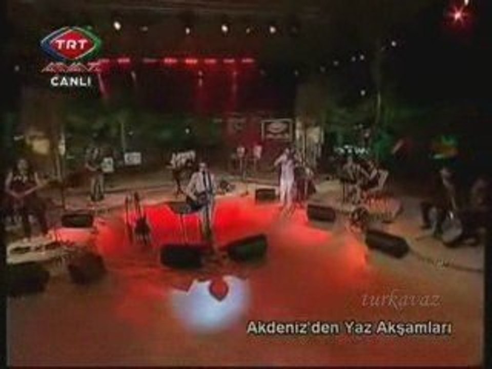 Erhan Güleryüz Biz aşkı meleklerden çaldık