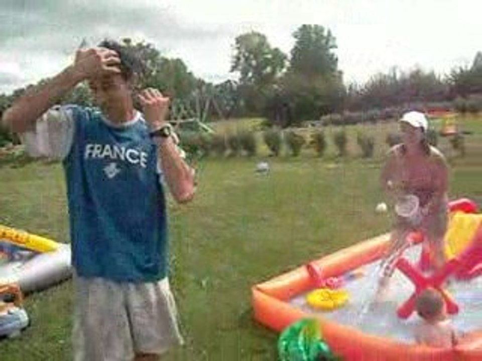 petite bataile d'eau! lol