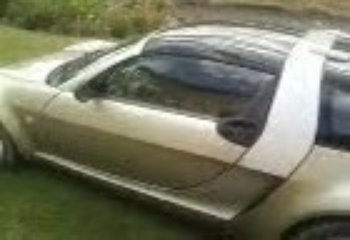 debut installe sono smart roadster coupé