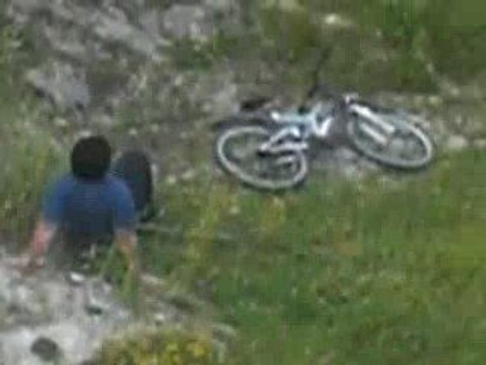 Chute d'un cascadeur thailandais