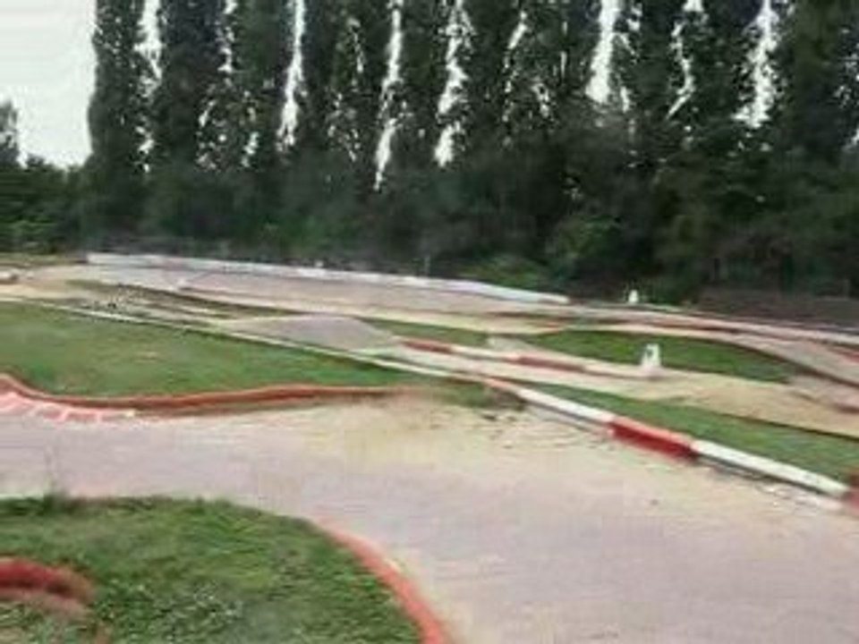 Hobao Hyper 9e mamba monster 2200kv