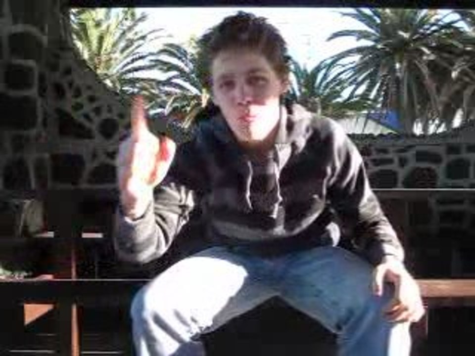 World Endeavors: Trent in Australia 10: Post-Skydive