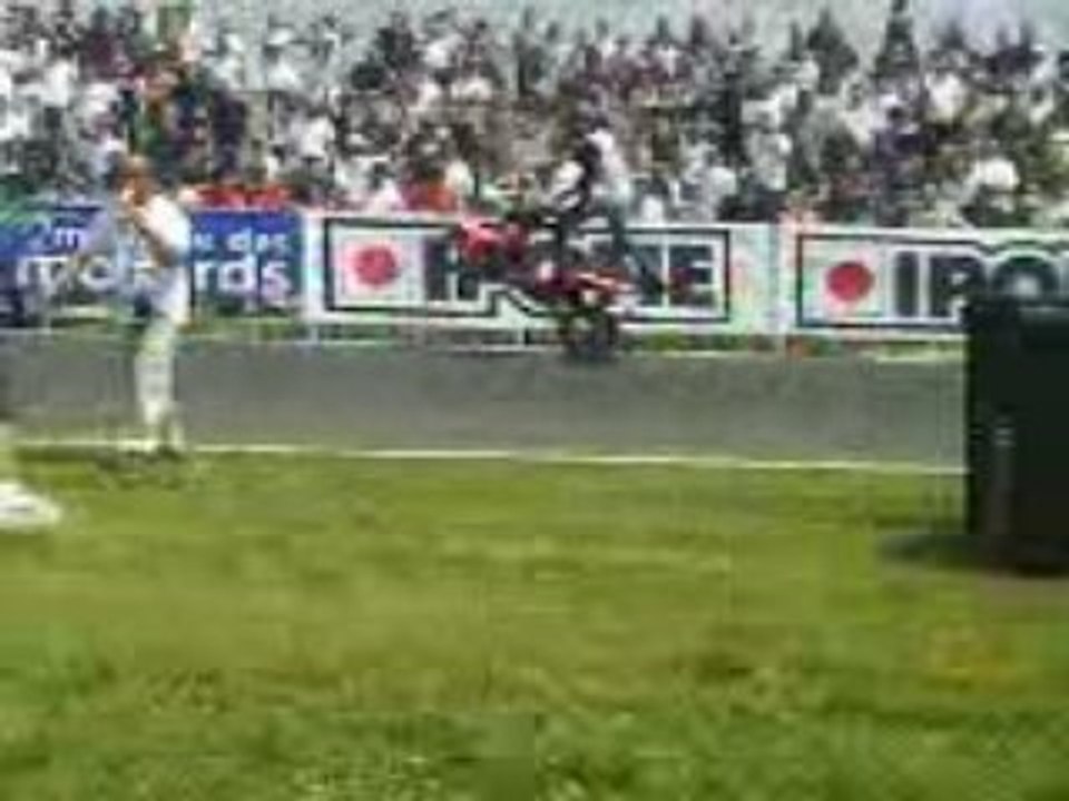vainqueur scooter stunt bike show 2009
