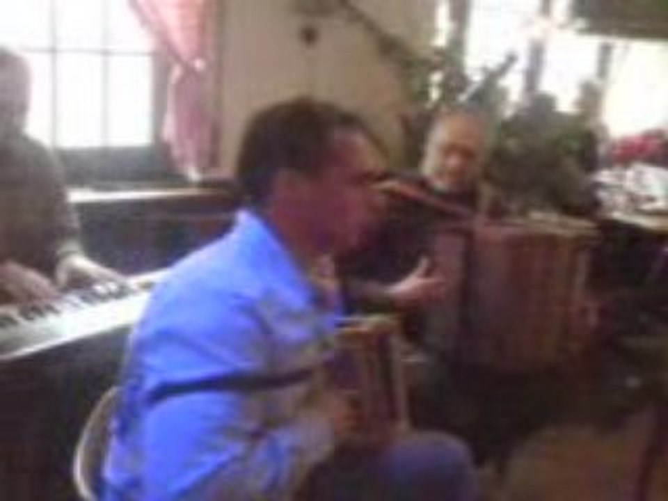 Josias Jenny ☆ Schwyzerörgeli ☆ Reist~Jeker ☆ SuperÖrgeli ☆ Accordéon