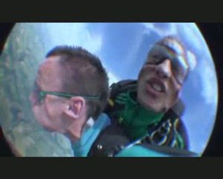 Saut en parachute Kevin . L à Dieppe