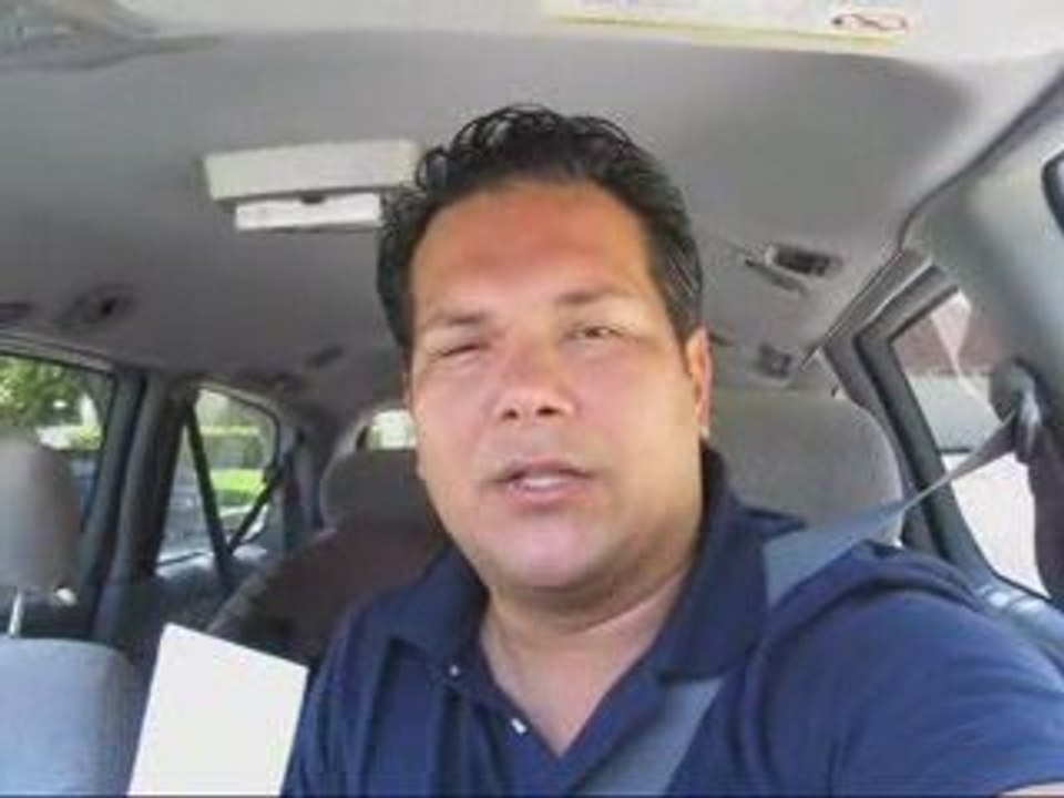 Libertarian and Conservative GOPers Clash at TeaParty