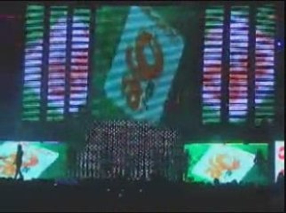 RBD CANTANDO BESAME SIN MIEDO EN EL EVENTO "OYE"