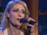 Metric - Help I´m Alive Live at Craig Ferguson