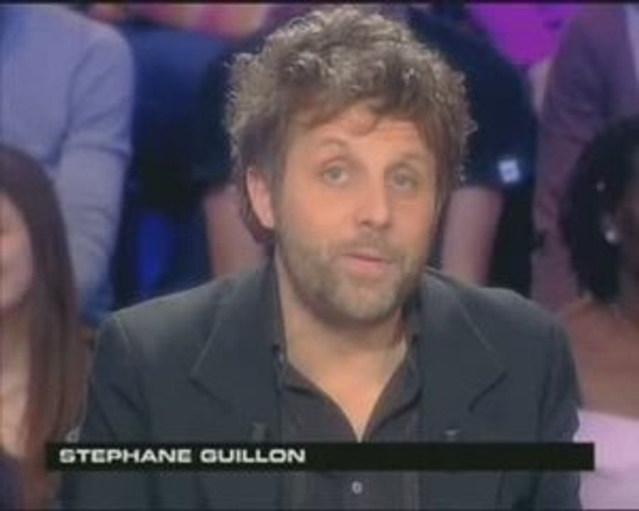 STEPHANE GUILLON (fait mal) sur SLT CANAL+