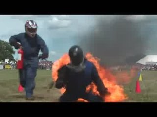 La corsa della torcia umana