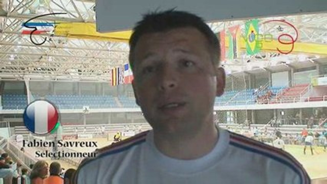 RINK HOCKEY - CHAMPIONNAT DU MONDE : Interview F. Savreux  France / Angleterre