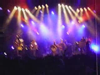 Ground Silver Tongue Show Foin de la rue