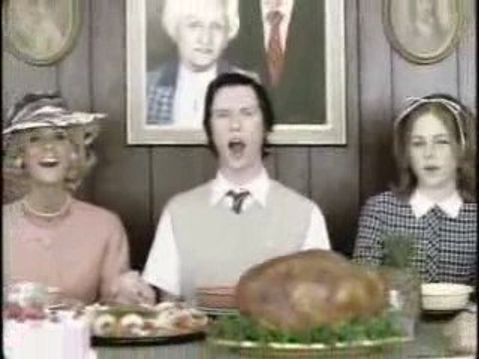 Pieces - Sum 41 - Clip officiel