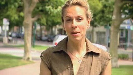 Parodie pub : Aux Sables, du nouveau pour se sentir + libre