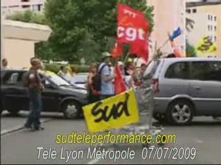 Mobilisation des salariés de TP Lyon contre le plan social