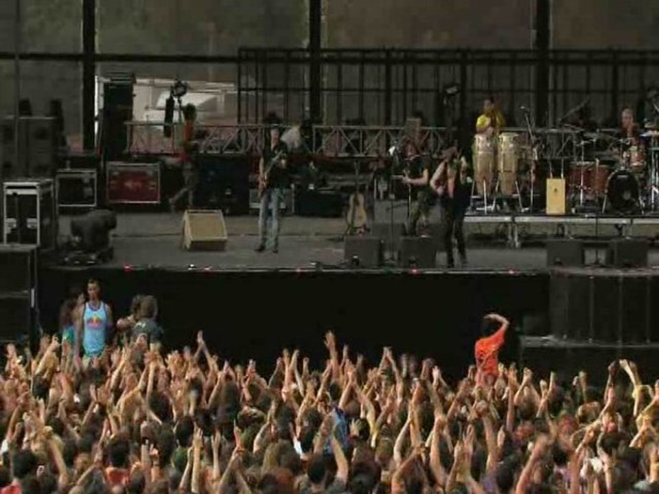 Rock wave festival - official clip GogoL Bordello 2009