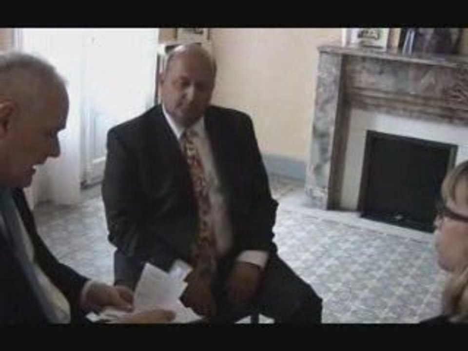 Serge Lepeltier: l'agenda 21 exposé à la Provence en Arles