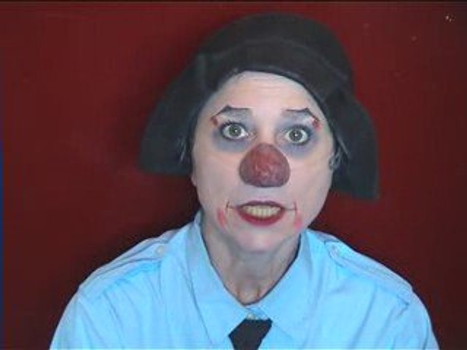 Dieu est elle une particule ? par Emma la clown