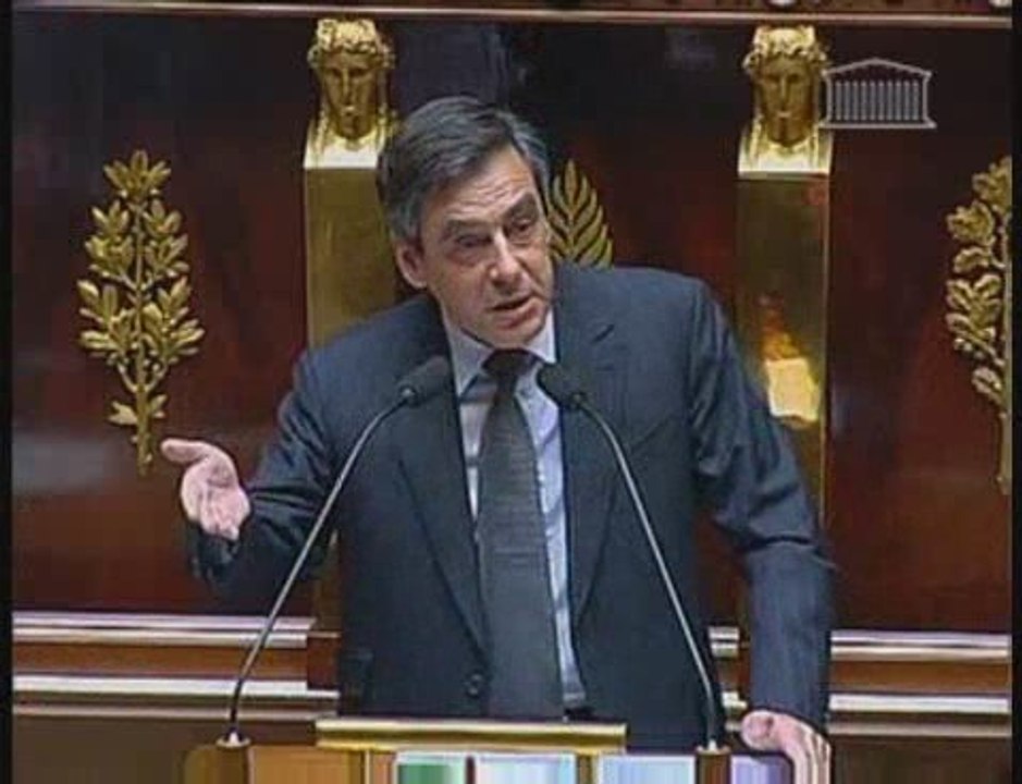 Fillon répond à Fabius