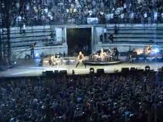 intro Metallica arene de Nîmes