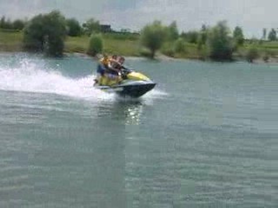 juju avec les  filles    MDR