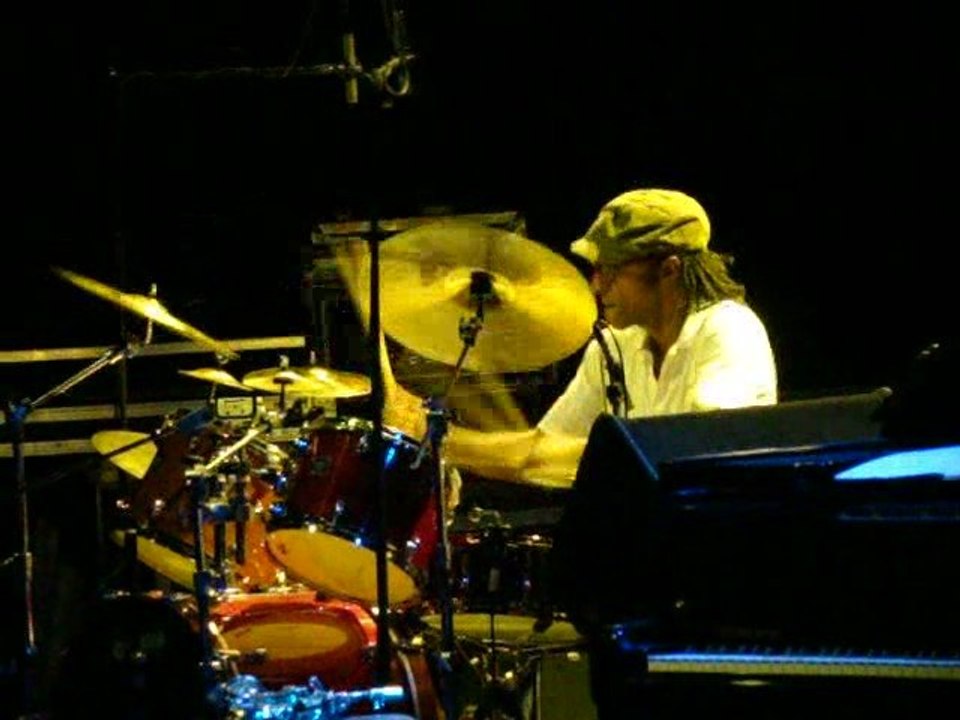 MANU KATCHE-ECM FESTIVAL