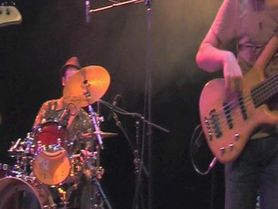 Oun diébèy live à l'Orange Bleu