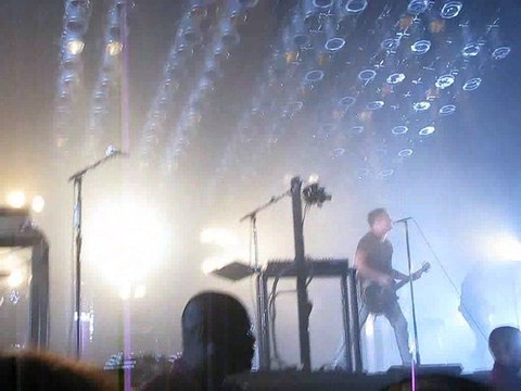 Nine Inch Nails @ Zénith | 07.07.2009 - Terrible Lie part.2