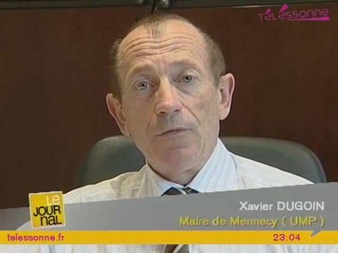 Cocktails molotov à la mairie de Mennecy