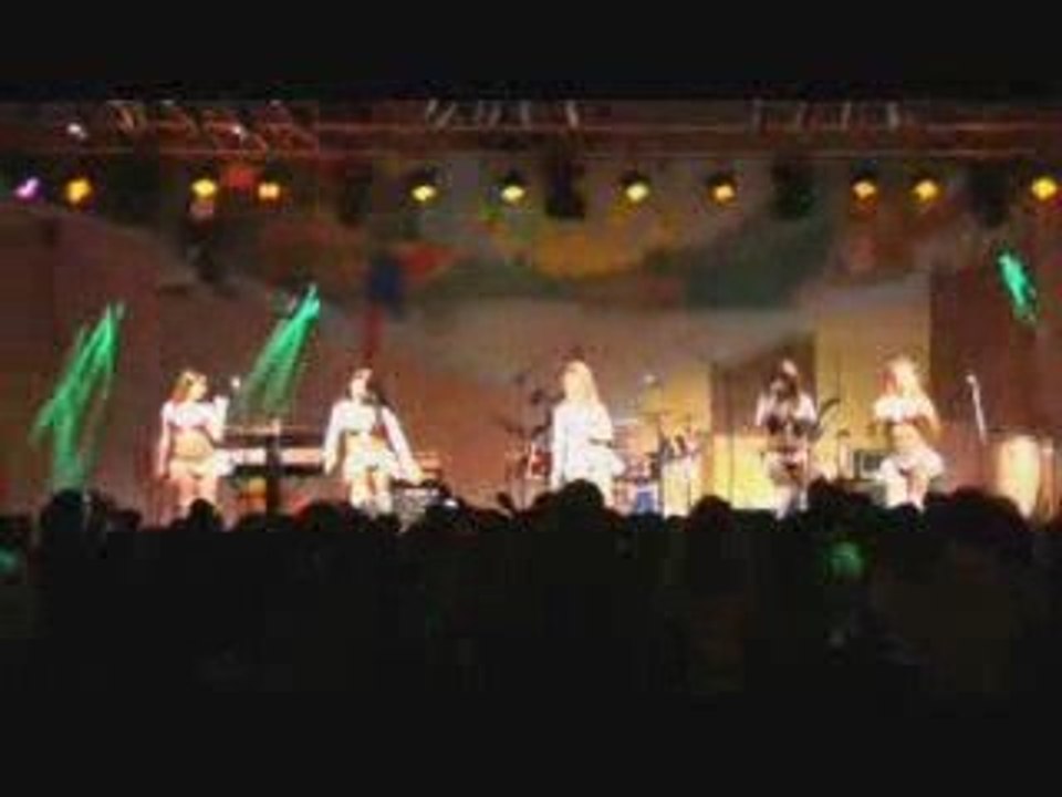 Alma Bella 02 Play