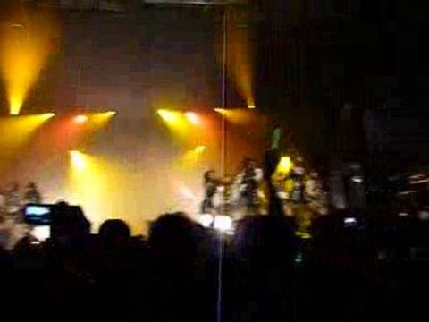 AKB48 - Namida Suprise / Japan Expo 2009