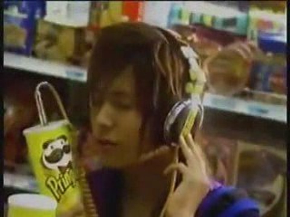 Pub - Yamapi CM Pringles ^-^